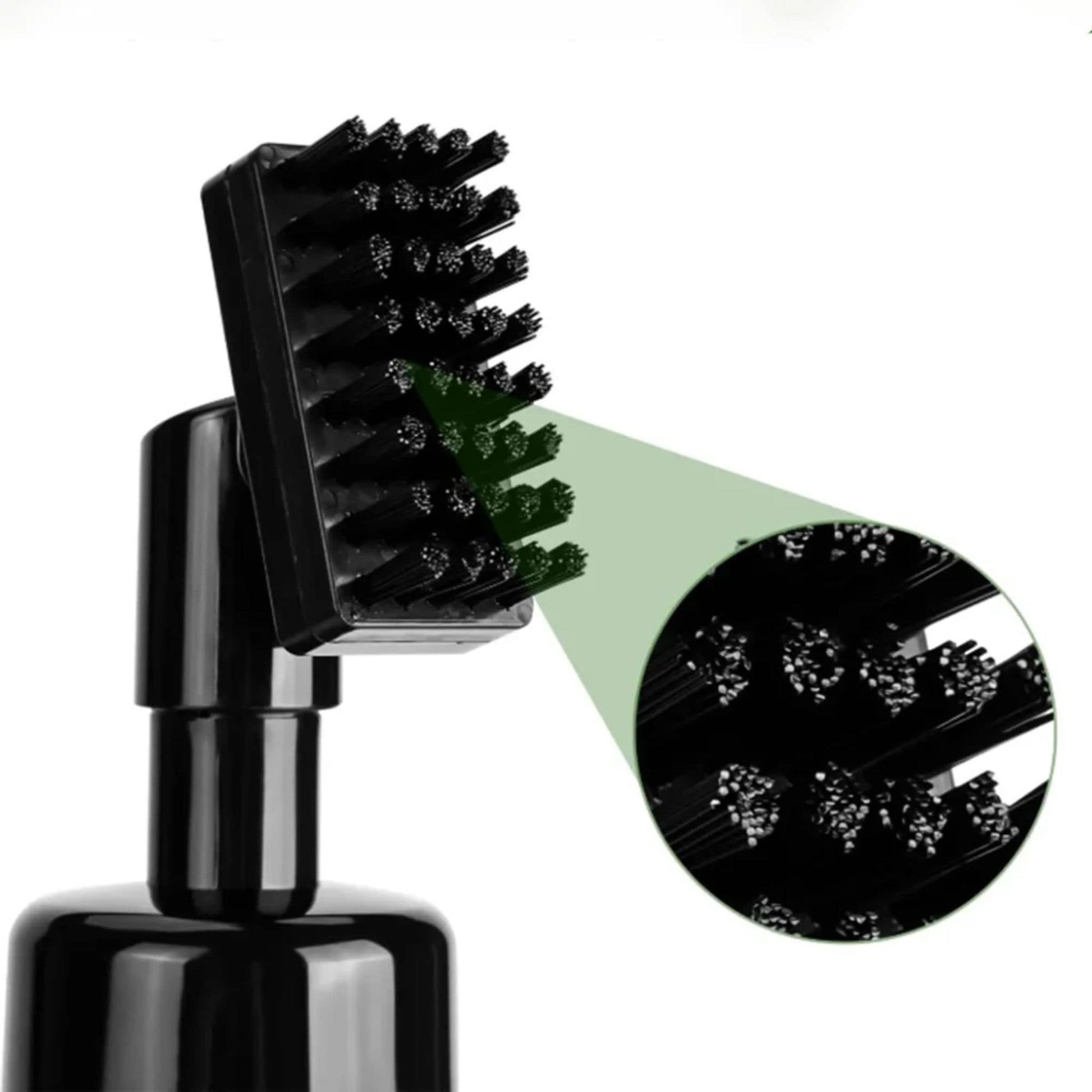 Brosse Pop Clean noir portable avec un réservoir à eau
